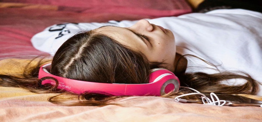 Sleep Music: Cara Sederhana Mendapatkan Tidur Nyenyak dan Berkualitas