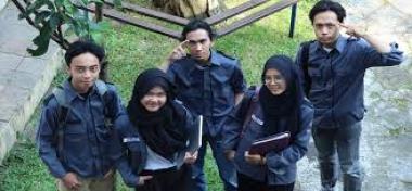 Analisis Sistem dan IT Auditor sebagai Fokus Studi Sistem Informasi di Masoem University