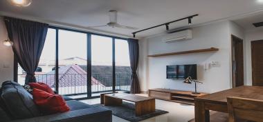 Deciding on a Room in Singapore