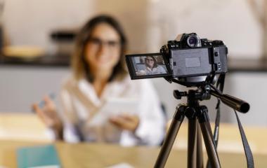 Cara Cerdas Meningkatkan Performa Video YouTube di 2025 dengan Jasa View YouTube